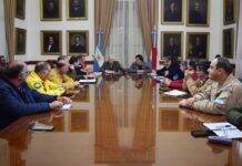 Pronostican un verano seco y anticipan estrategias para fuegos en las islas