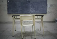 Docentes realizan asambleas en las escuelas de Paraná