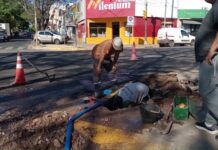 Realizan obras en la red de agua potable en calle Gualeguaychú