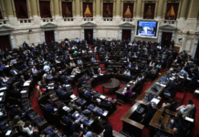 Cambios a la Ley de DNU: la oposición no logró quórum y la sesión se postergó una semana
