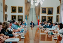 Los gremios docentes entrerrianos retoman hoy la paritaria salarial