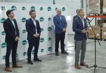 El gobernador lanzó una línea de créditos junto al CFI