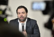 En forma transitoria, Troncoso quedó a cargo del Ministerio de Hacienda