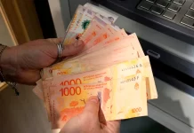 Se inicia el pago del aguinaldo a empleados municipales y la administración pública provincial