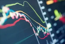 Sigue bajando el Riesgo País y perforó los 500 puntos