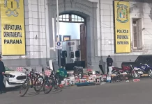 Estafa, manipulación y extorsión en Paraná: elementos incautados y dos mujeres involucradas
