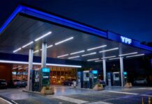 YPF aplicó el tercer aumento del mes en los combustibles
