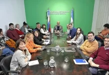 El Gobierno acordó con los gremios estatales una paritaria por tres meses