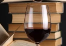 La Biblioteca Popular celebrará el Día del Lector con una noche de vinos, música y literatura