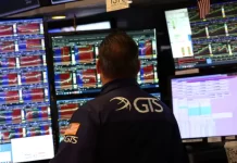 Fuerte suba de las acciones argentinas en Wall Street tras el triunfo del Gobierno en las elecciones