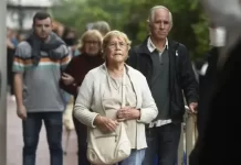 Jubilados: la canasta básica trepó 26% en seis meses y ya supera el $1.500.000