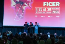 Furor por «Emboscada»: 800 personas colmaron la sala y 600 no pudieron ingresar