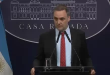 El Gobierno negó que la reforma laboral modifique la Ley de Empleo Público