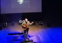 Pedro Aznar celebró en Paraná, sus 50 años de música con un Teatro 3 de Febrero colmado y vibrante