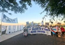 Agmer protestó en la calle y exigió “una discusión paritaria en serio”