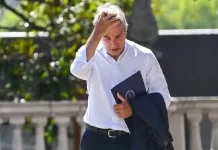 Luis Caputo adelantó que la inflación de marzo será superior al 3%