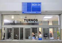 El Gobierno ordenó que los extranjeros no residentes deben pagar por su atención en los hospitales