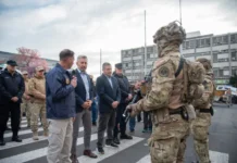 Frigerio entregó nuevos vehículos y equipamiento para fortalecer la Policía