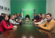 El Gobierno y los gremios estatales retoman hoy la paritaria salarial en Entre Ríos